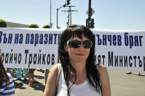 Хотелиери блокираха пътя Бургас - Варна