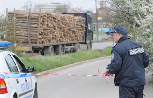 Гръмнала гума на ТИР уби мъж на Околовръстното в София