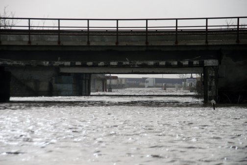 Два бургаски квартала са под вода след обилните валежи снощи