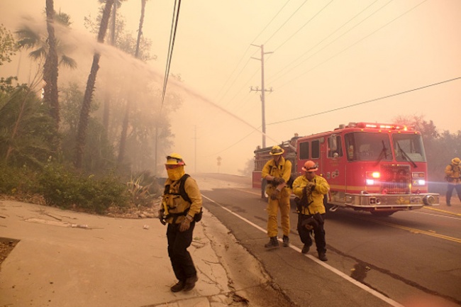 Опустошителни пожари бушуват в Калифорния