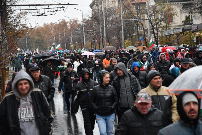 Национален протест и авто-шествие "Смяна на системата" в София