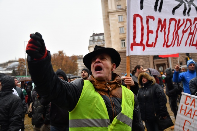 Национален протест и авто-шествие "Смяна на системата" в София