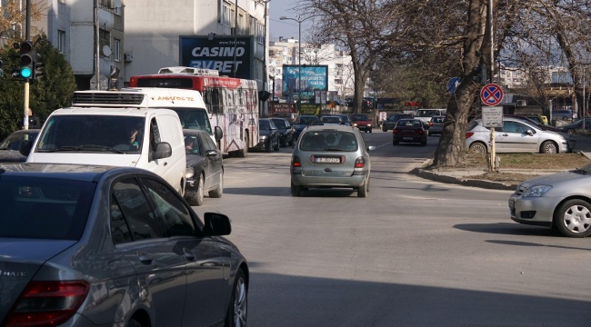  Затвориха ключово кръстовище във Варна за генерален ремонт