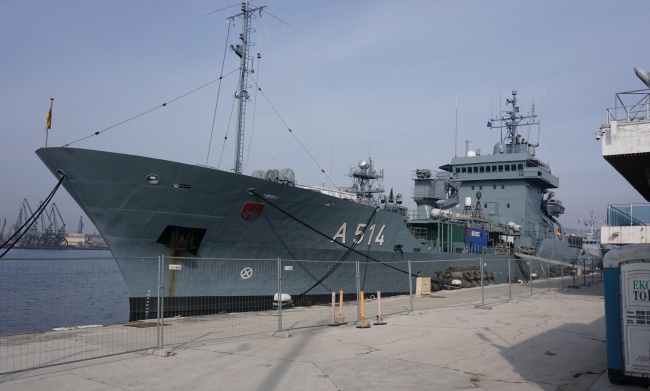  Кораби на НАТО акостираха във Варна