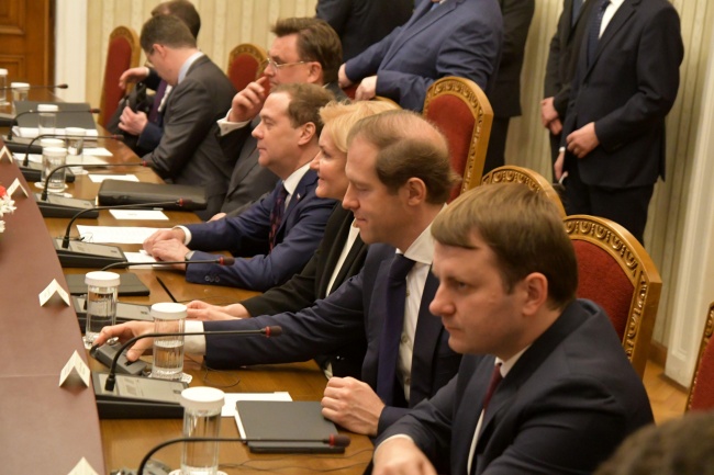 Румен Радев прие руския премиер Дмитрий Медведев