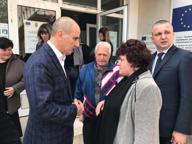 Цветан Цветанов посети Долни чифлик