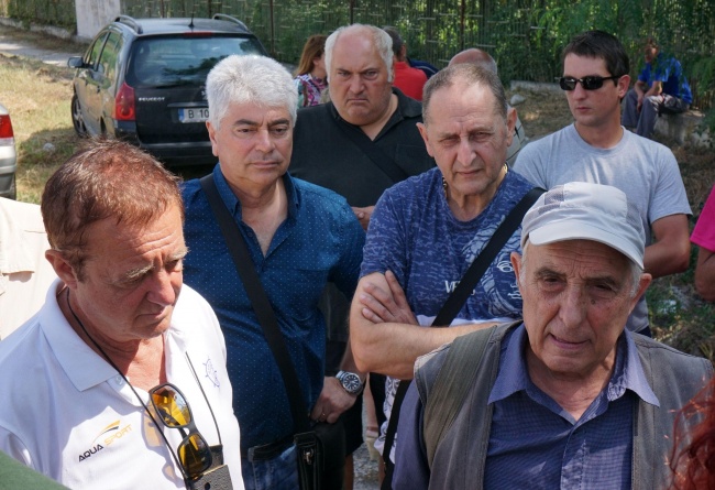 Собственици на лодки и яхти се събраха на протест във Варна 