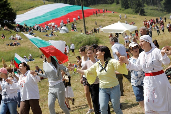 Караянчева: Да вземем пример от Рожен, за да сме по-обединени в името на България