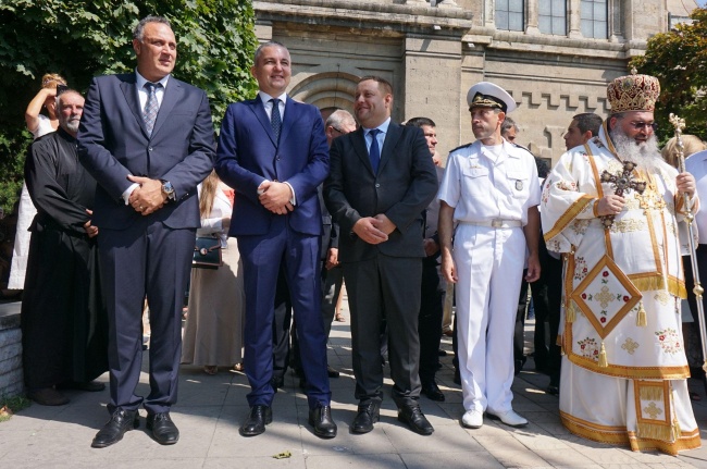 Днес е празникът на морската столица Варна