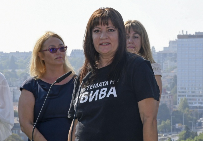  Мая Манолова представи кандидатурата си за кмет на София