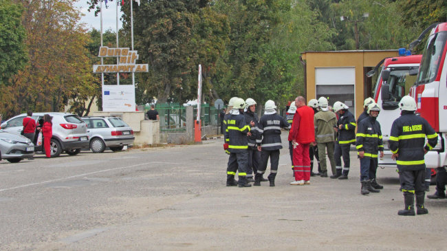 Пожар избухна в цех за взривни вещества във военния завод "Дунарит" край Русе