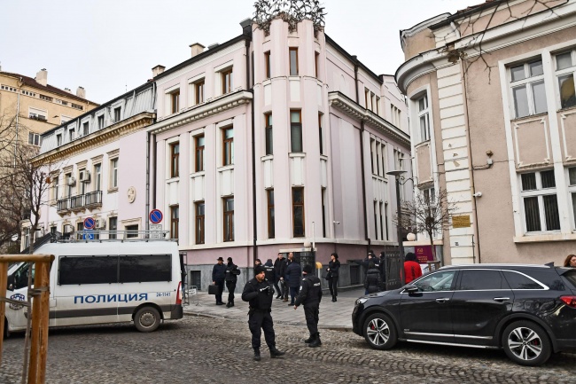 Акция срещу Васил Божков