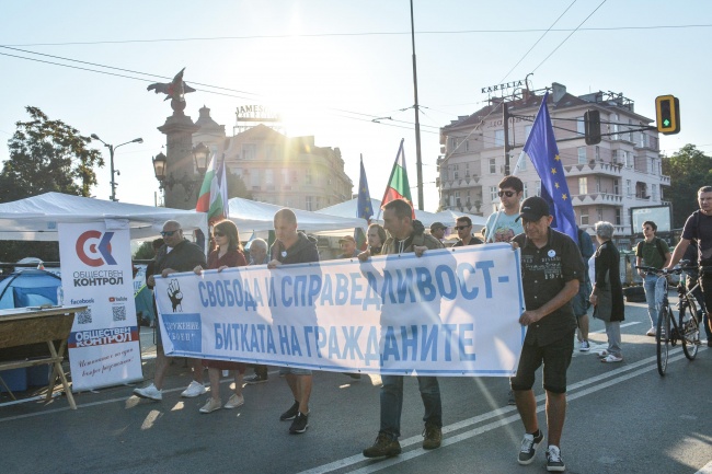 Тази сутрин протестиращи блокираха БНТ