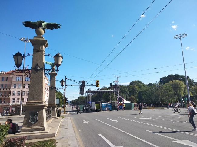 Протестен митинг-концерт блокира кръстовището на Орлов мост