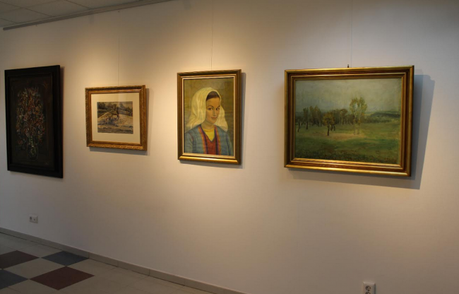 Посолството ни в Берлин показва за първи път пред публика  картини от колекцията си   