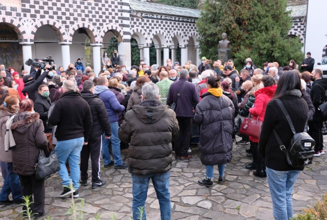 Не хвърлиха кръста в Благоевград