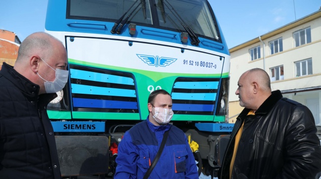 Борисов инспектира новите локомотиви на БДЖ