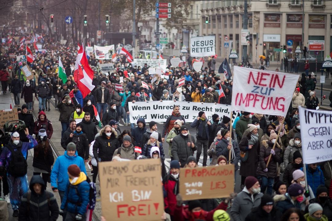 Голям протест във Виена срещу  COVID мерките