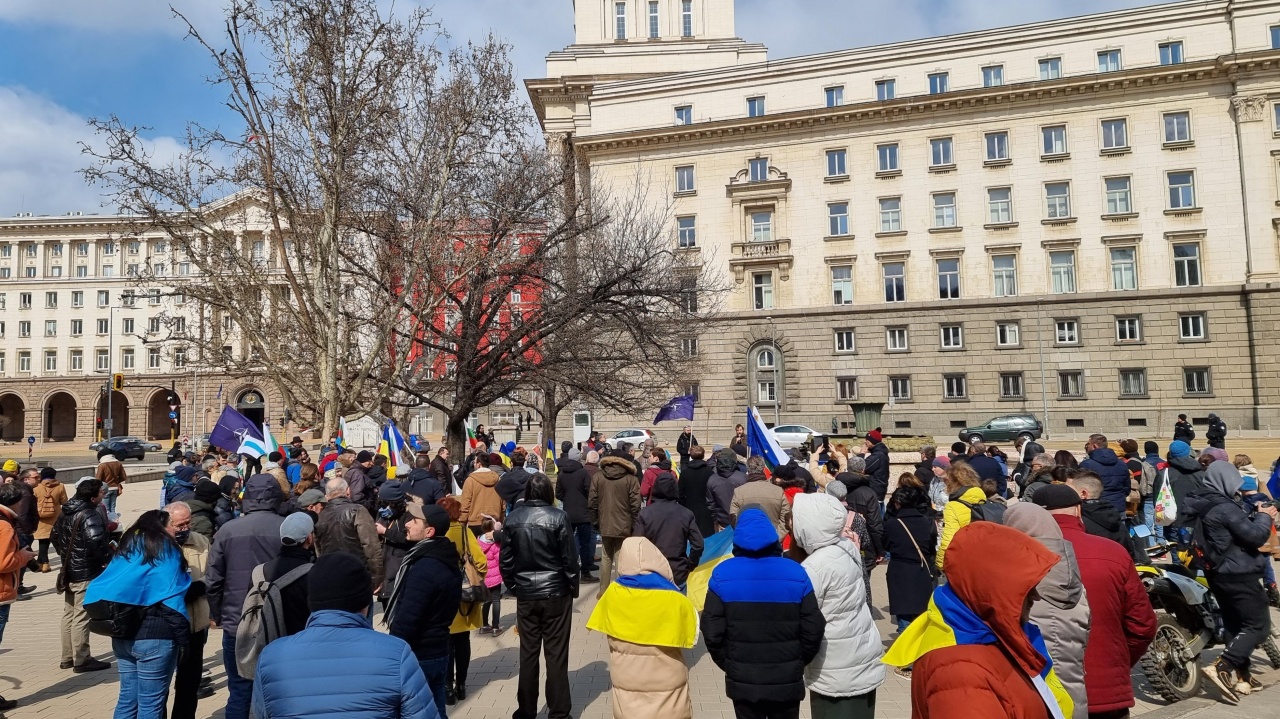 Митинг ''България е в НАТО'' пред президентството