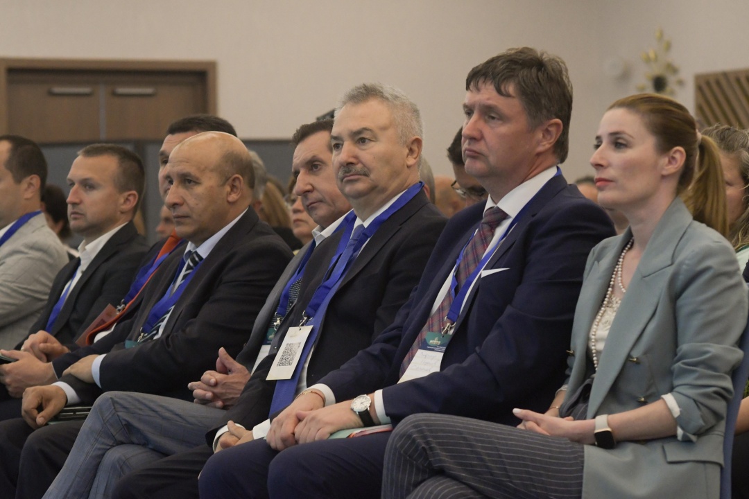 Илияна Йотова приветства общото събрание на НСОРБ