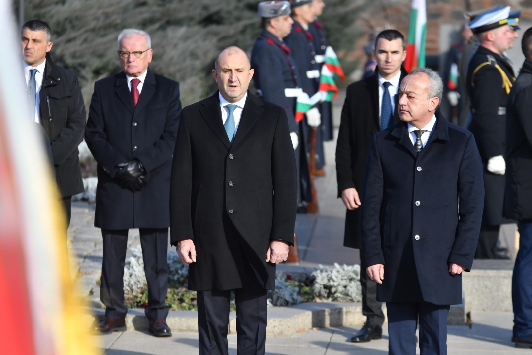 Водосвет на бойните знамена и знамената светини за Богоявление