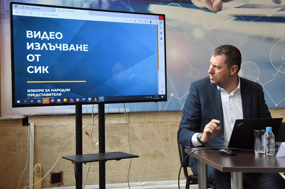 Направиха демонстрация на системата за видеонаблюдение за предстоящите избори