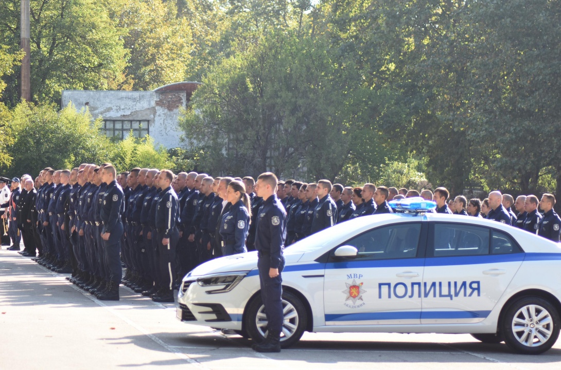 Бъдещи полицаи положиха днес клетва във Варна