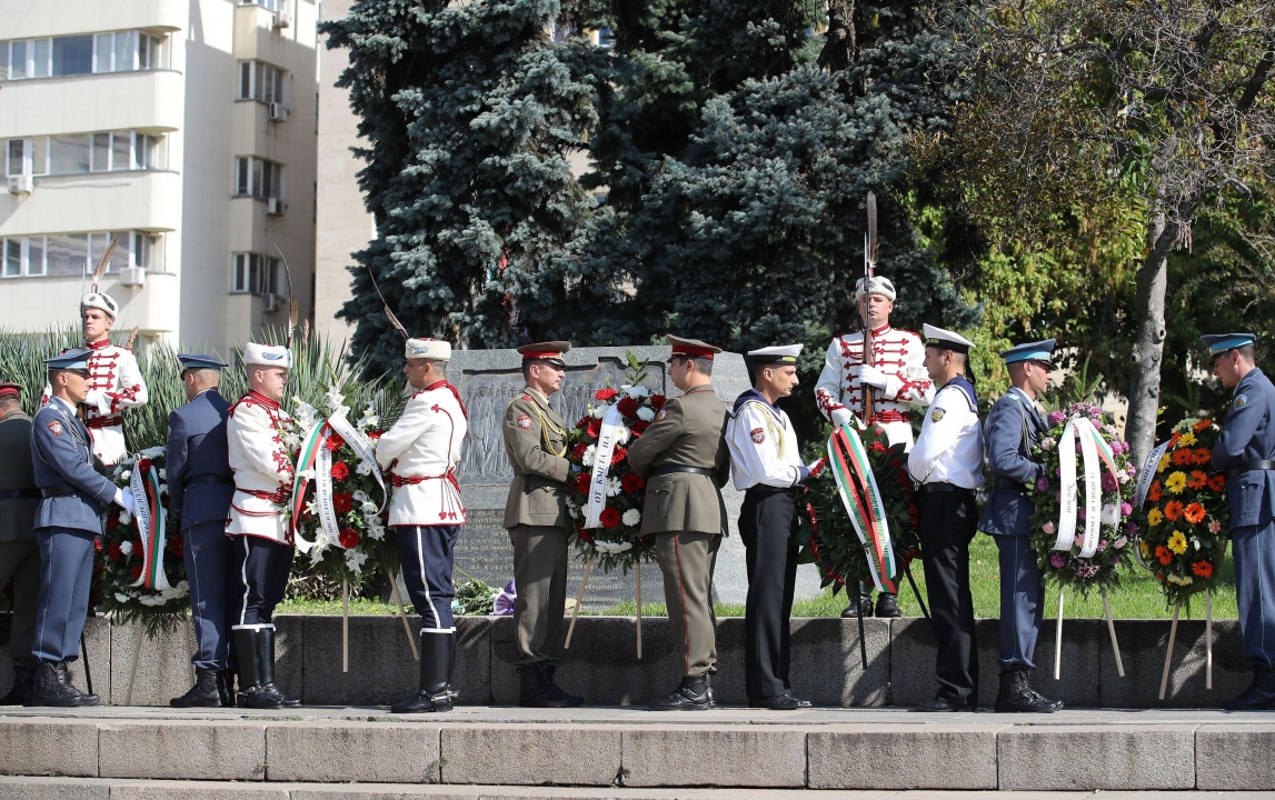 България отбелязва 116 години независимост