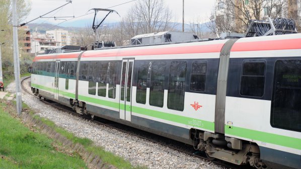 9 400 допълнителни места във влаковете на Гергьовден