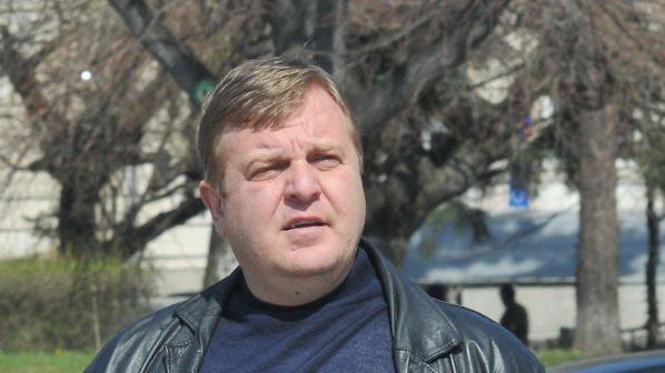 Красимир Каракачанов зове за обединение на десните