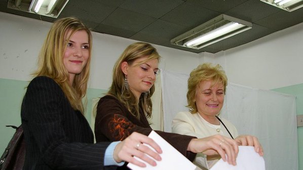 Под 50% са гласувалите македонски граждани в Европа