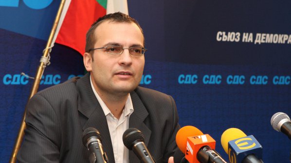 Димитров: СДС и ДСБ по места ще си решават за кметските избори