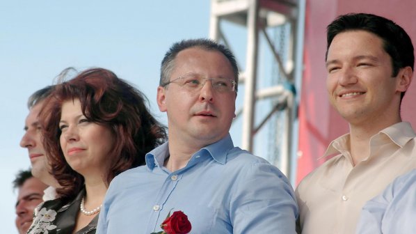 Станишев: Къде са му парите на Борисов?