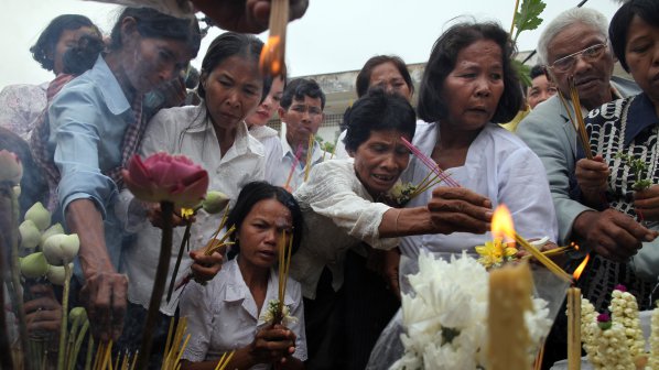 Съдят четирима лидери на Червените кхмери за геноцид