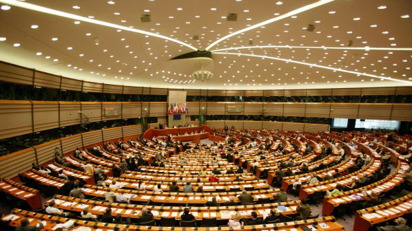Европарламентът отваря ЕС за български работници