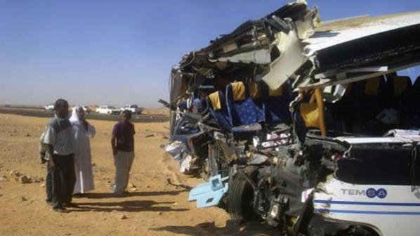 10 загинаха при автобусна катастрофа в Египет
