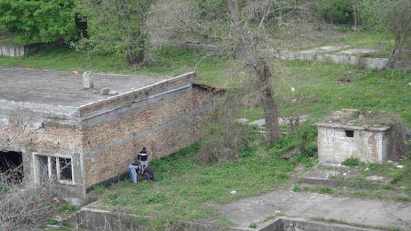 Правят тържища в стари казарми