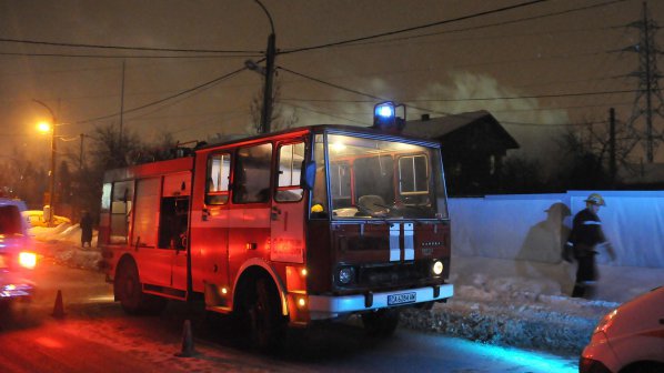 Закопчаха двама пиромани, подпалили къща в Монтана