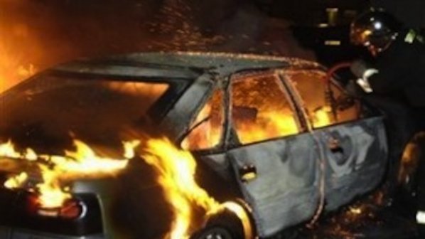 Лек автомобил се запали, заради газова уредба