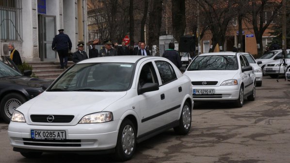 Перник в паника: Осквернена икона докарала новия трус