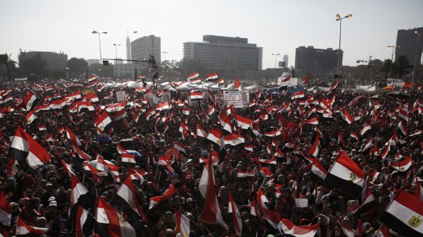 Опозицията в Египет даде два дни на президента, за да подаде оставка