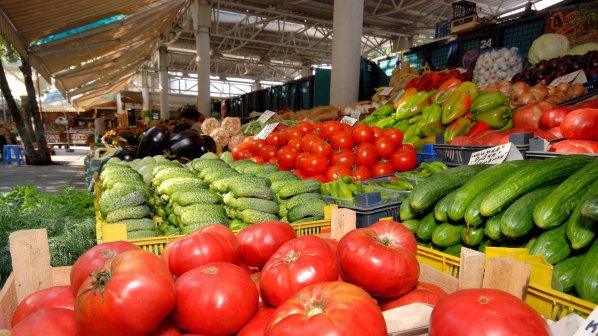 МЗХ: Спрян е контрабандният внос на плодове и зеленчуци