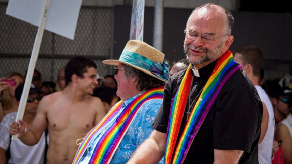 В Уругвай разрешиха гей браковете