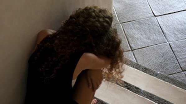 Четирима цигани опитаха да изнасилят 14-годишно момиче