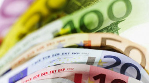 800 млн. евро изчезнаха от кипърските банки за месец