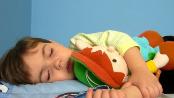 Дневният сън подобрява паметта на децата