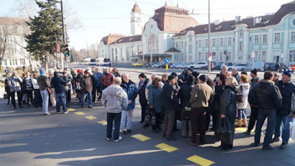 Молове на мястото на Бургаската корабостроителница