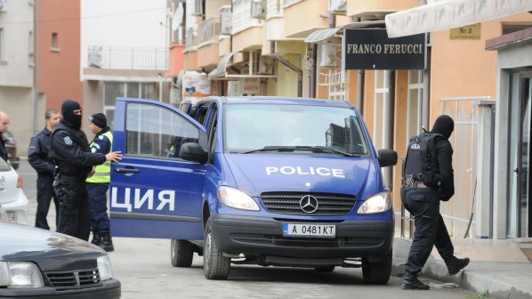 Съучениците на убитата Алекс в шок