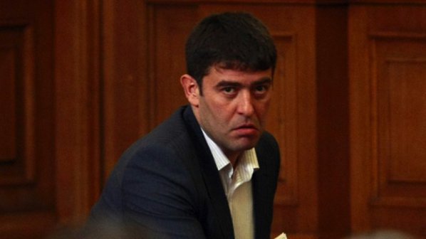 Страхил Ангелов: Янаки Стоилов не става за лидер на БСП