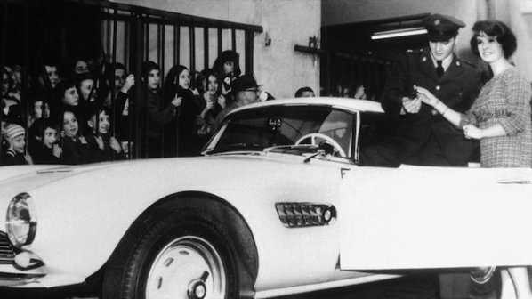 Тъжната история на един BMW 507 Roadster, колата на Елвис Пресли
